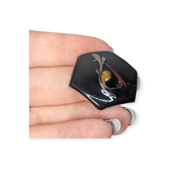 Vintage Enameled Clip On Earrings - Picture 4 of 7